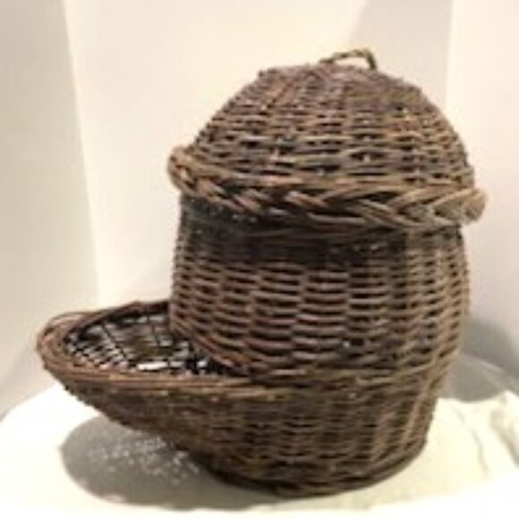 Vintage Wicker Twig Basket Vegetable Storage Hopper w/Lid - Picture 2 of 9